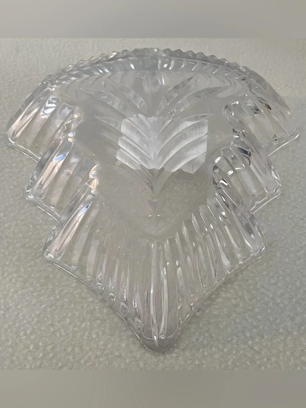 Mikasa Clear Glass Tree-Shaped Serving Bowl